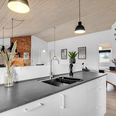 Gorgeous In With Sauna Holiday home Hvide Sande
