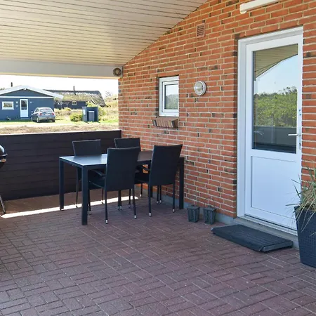 Feriehus Gorgeous In With Sauna Hvide Sande