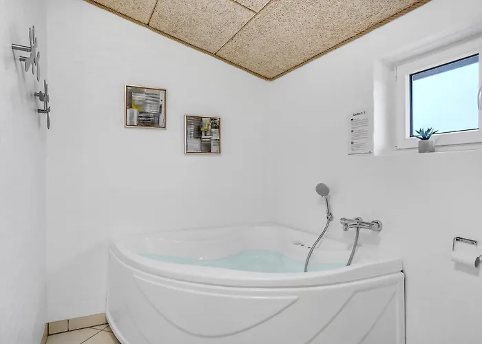 Gorgeous In With Sauna Feriehus Hvide Sande